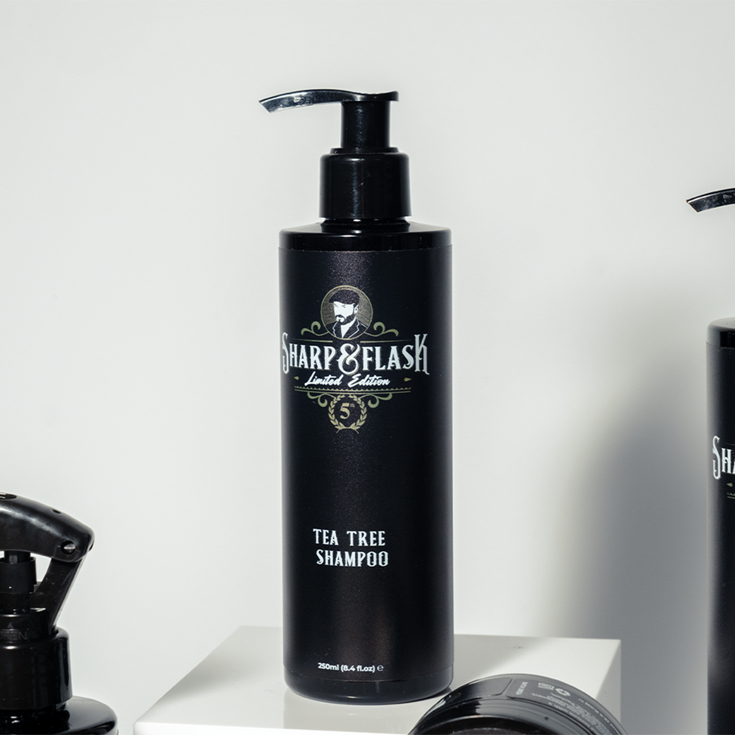 Sharp & Flask Tea Tree Shampoo (250ml)